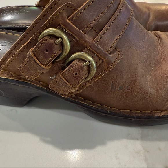 B.O.C Born Concept Aderyn Leather Slip On Clogs Womens Size 9 Brown Buckles Mule - Picture 6 of 9